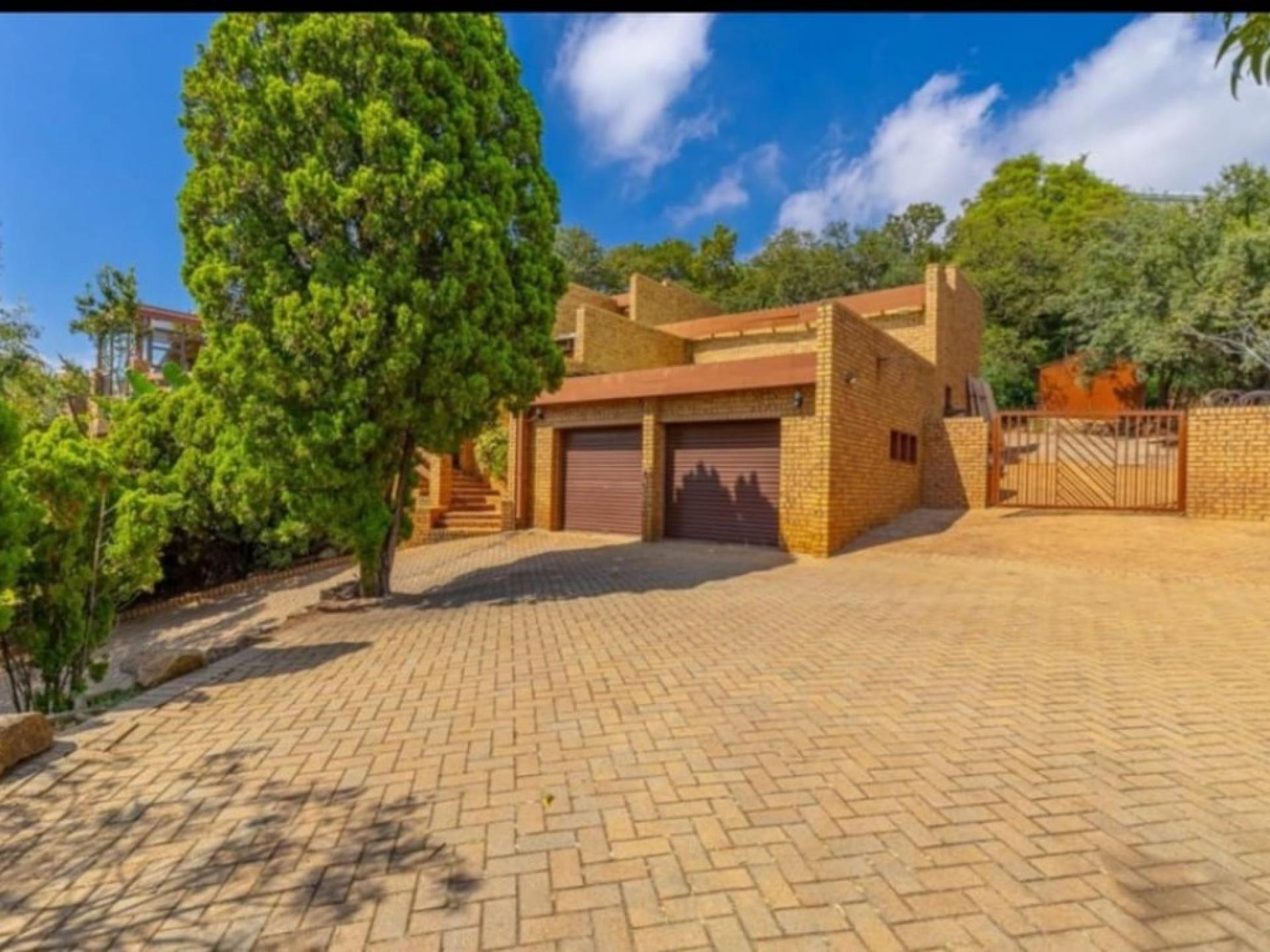  of property in Glenvista
