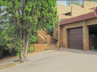  of property in Glenvista