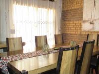  of property in Glenvista