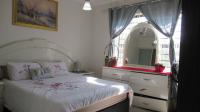 Main Bedroom - 15 square meters of property in Olivedale