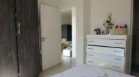 Main Bedroom - 15 square meters of property in Olivedale