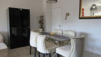 Dining Room - 18 square meters of property in Olivedale