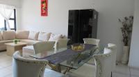 Dining Room - 18 square meters of property in Olivedale