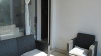 Balcony - 15 square meters of property in Olivedale