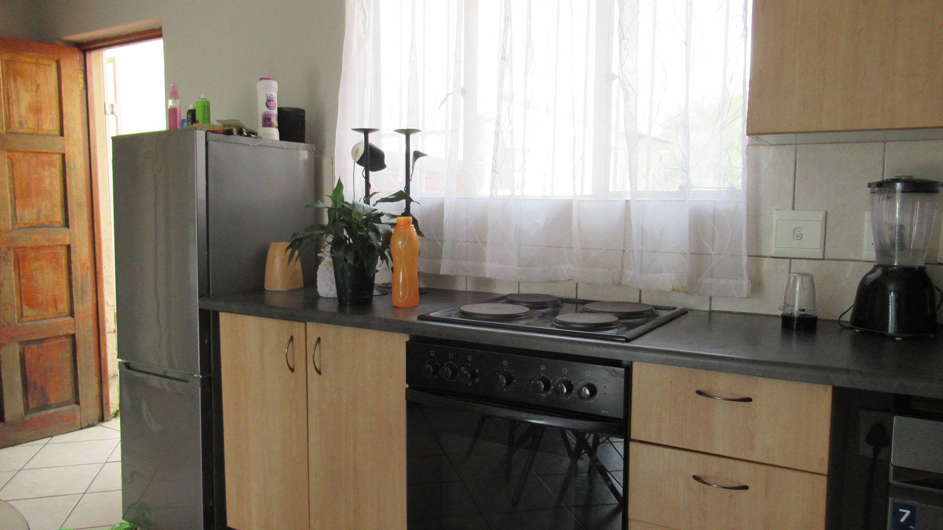 Kitchen - 5 square meters of property in Willowbrook