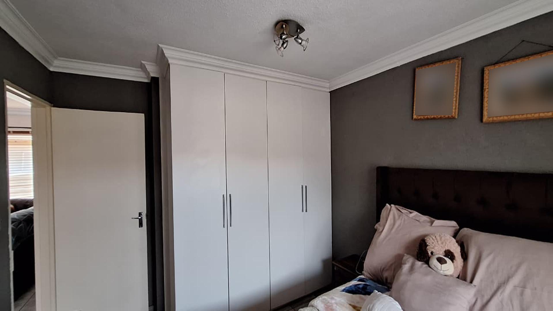Bed Room 2 - 13 square meters of property in Birch Acres