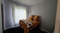 Bed Room 1 - 14 square meters of property in Willowbrook