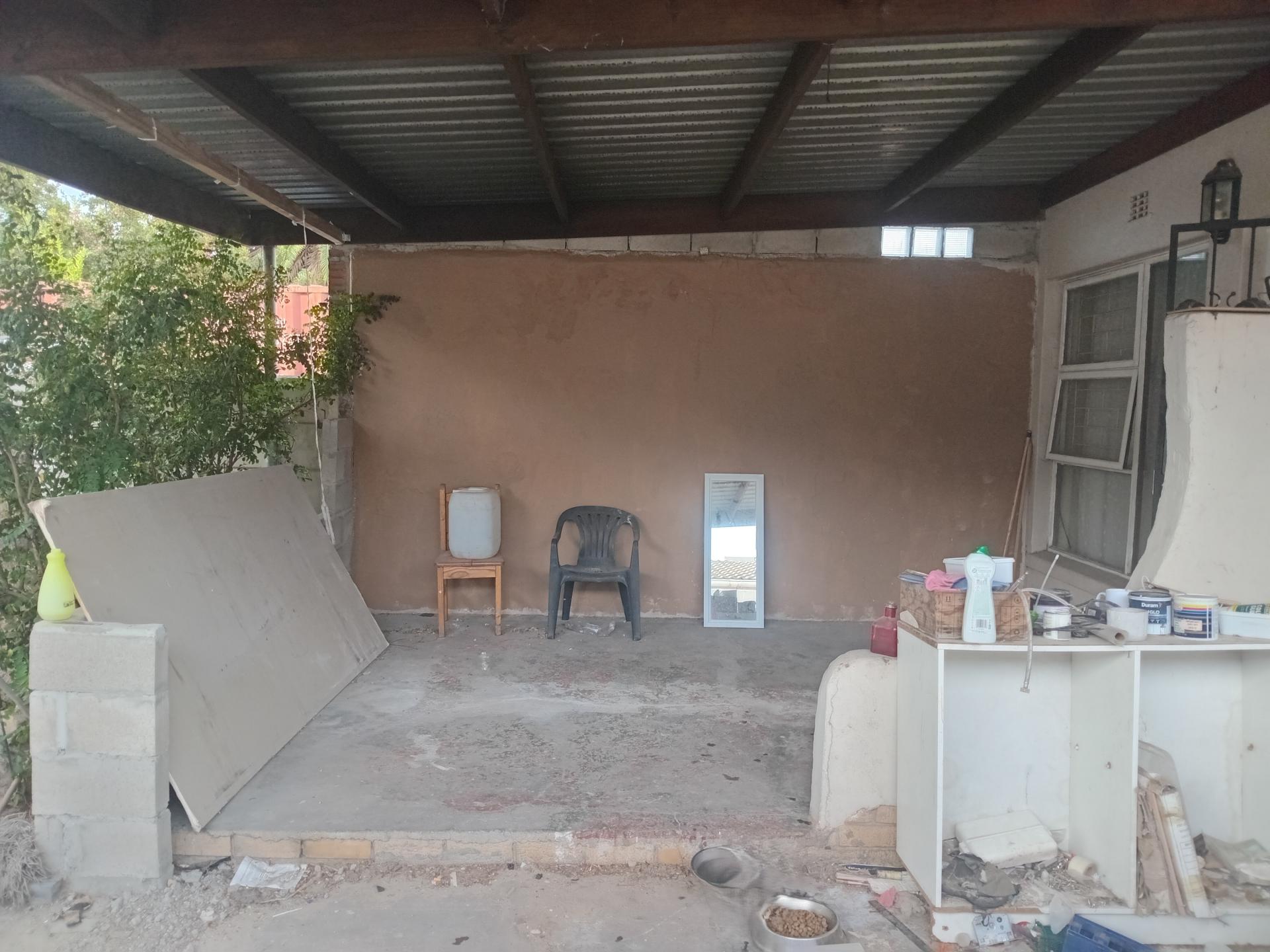  of property in Peerless Park East