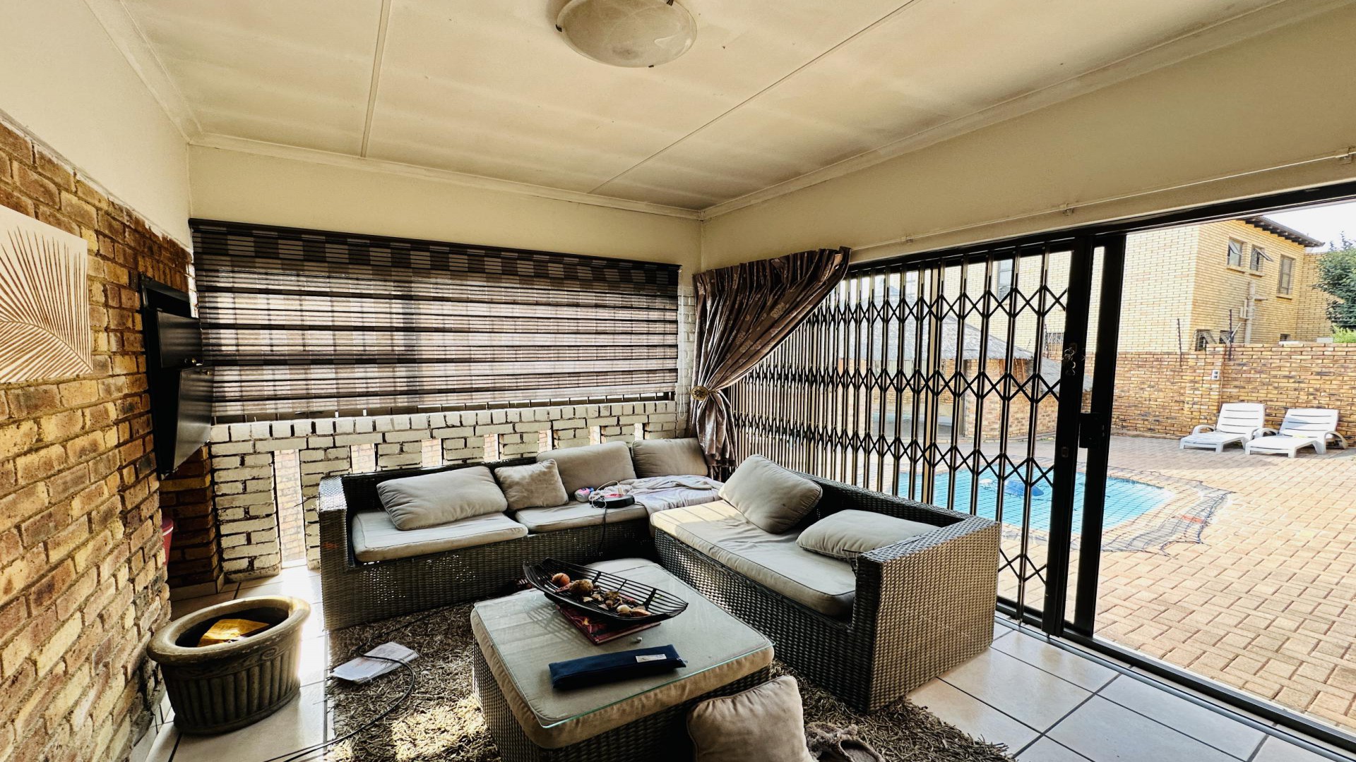 Patio of property in Elandshaven