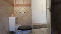 Bathroom 1 - 6 square meters of property in Elandshaven