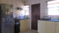 Kitchen - 11 square meters of property in Elandshaven
