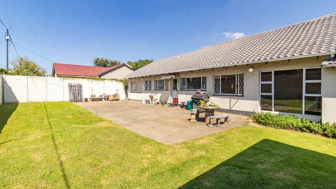 3 Bedroom House for Sale For Sale in Ridgeway - MR710905