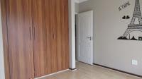 Bed Room 1 - 15 square meters of property in Barbeque Downs