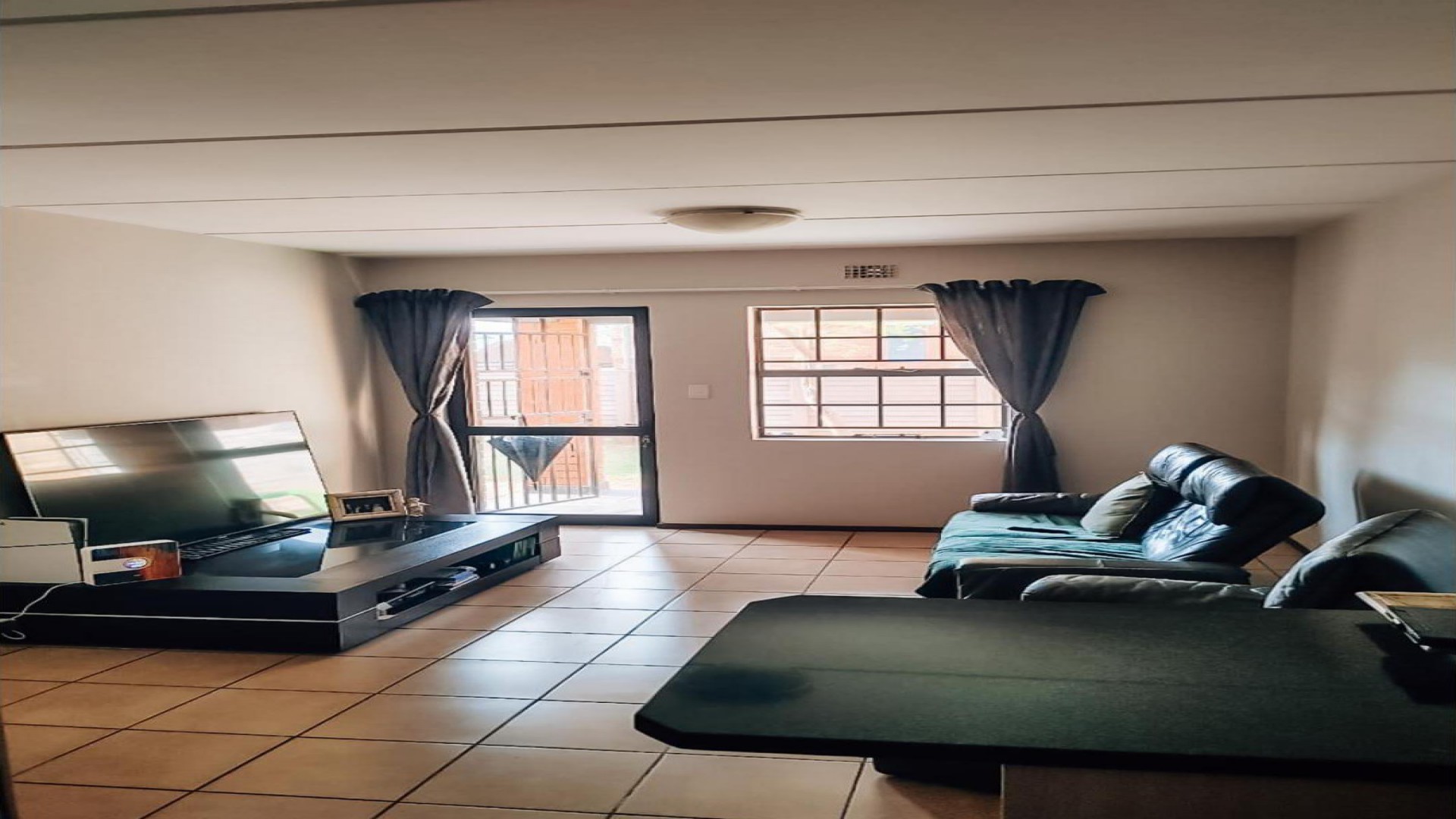 Lounges of property in Erand Gardens