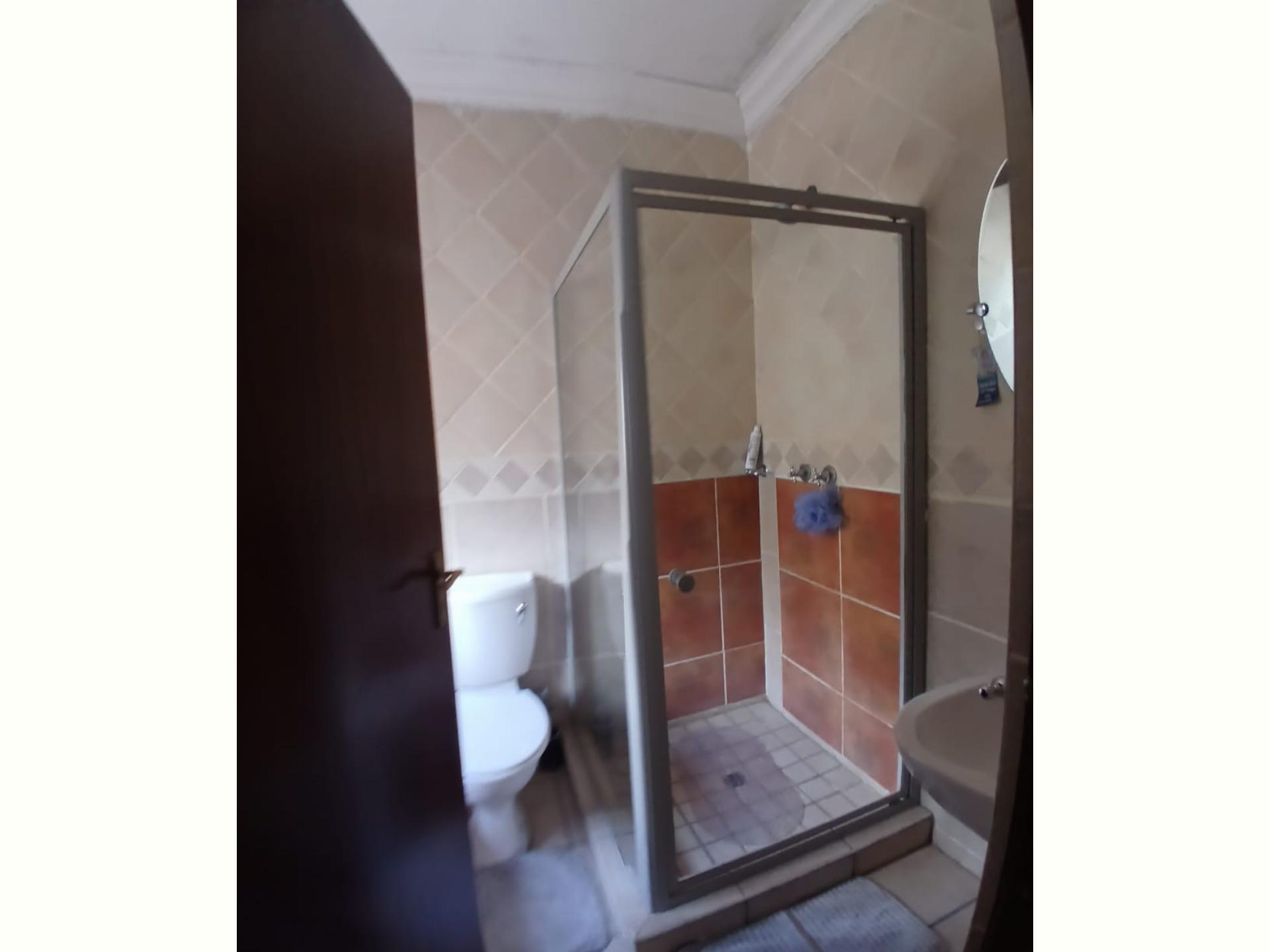  of property in Heatherview