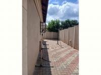  of property in Heatherview