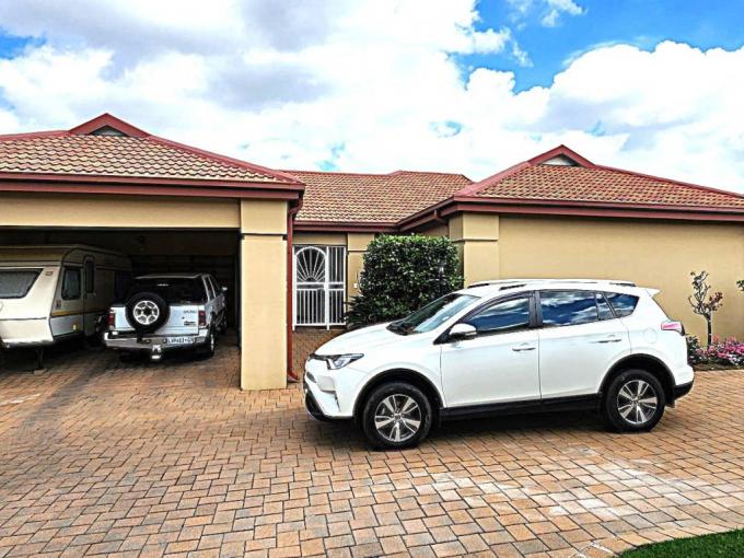 3 Bedroom Simplex for Sale For Sale in Heidelberg - GP - MR710953