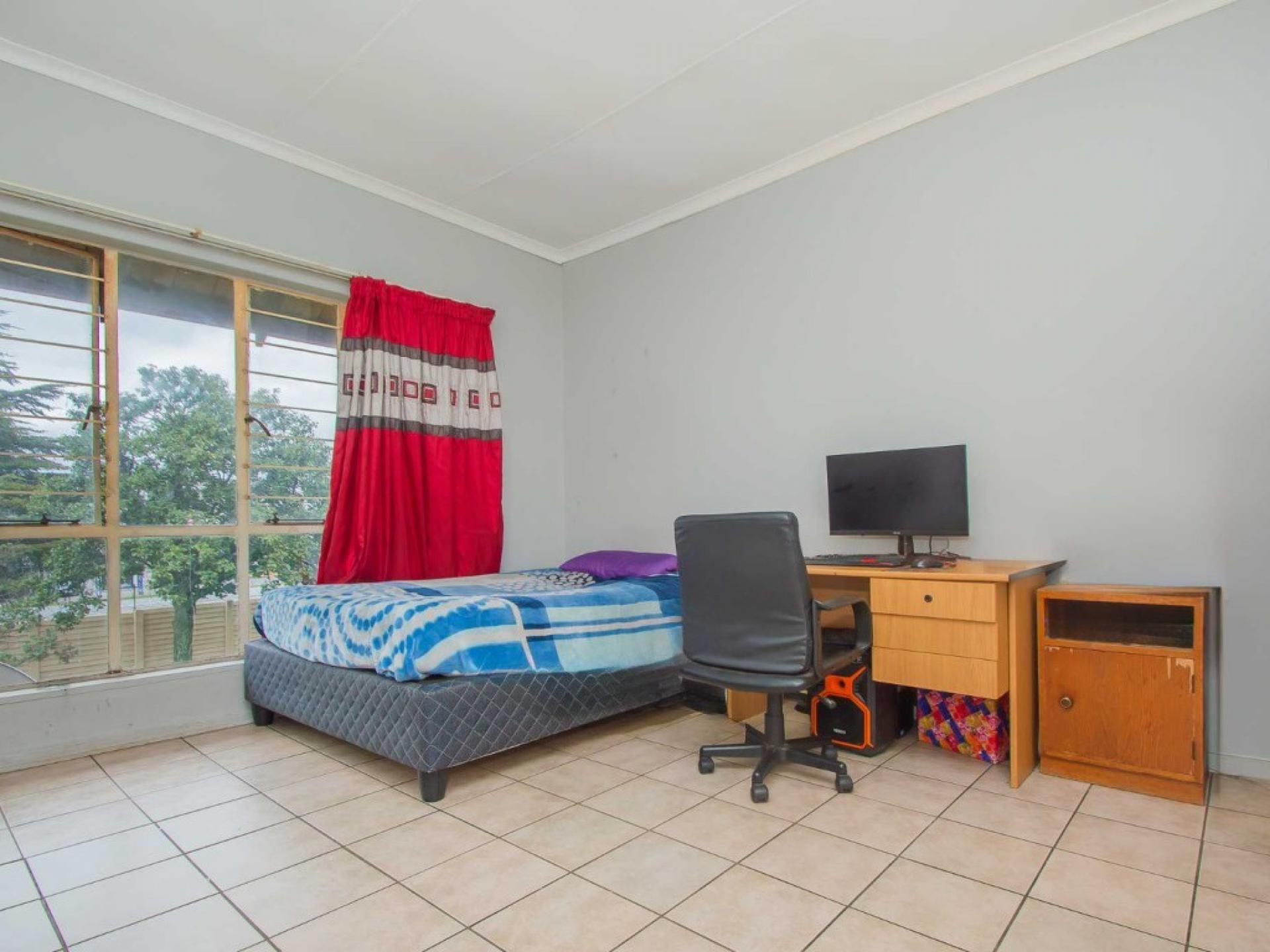  of property in Horison View