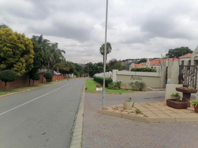 2 Bedroom Apartment for Sale For Sale in Oakdene - MR710972