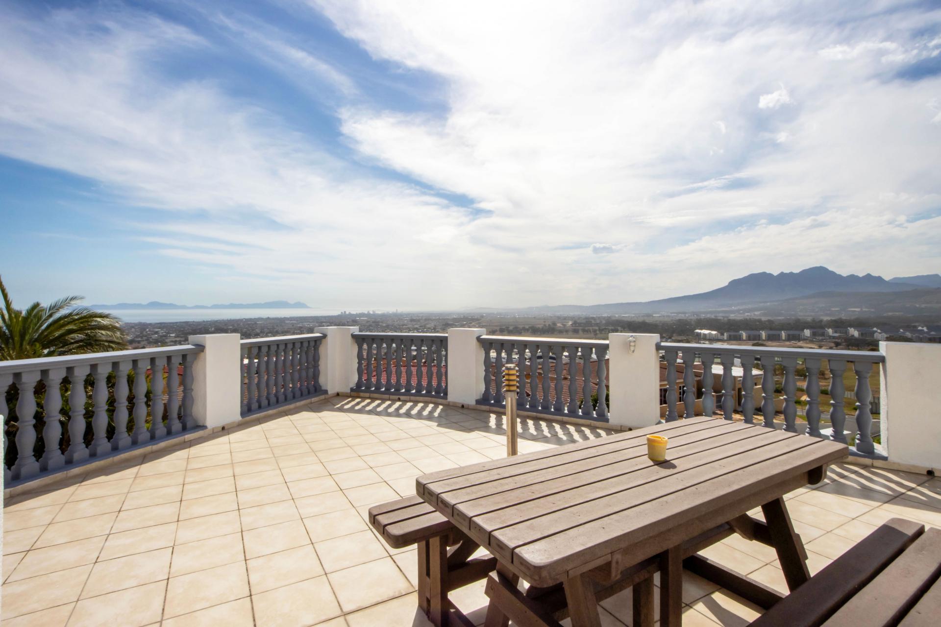  of property in Gordons Bay