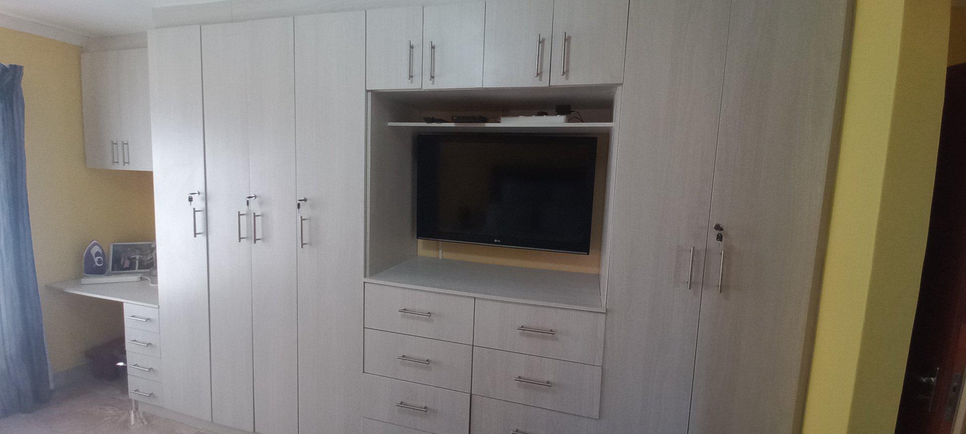  of property in Haven Hills