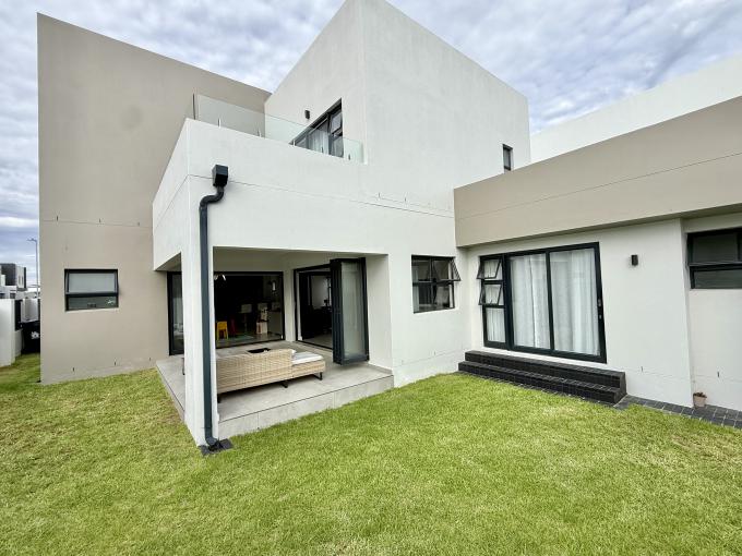 4 Bedroom House for Sale For Sale in Sandown Estate - MR711014