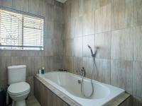  of property in Linmeyer