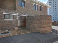  of property in Bloubergrant