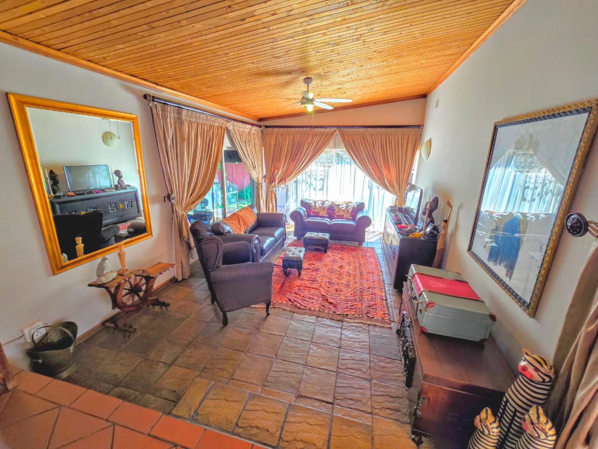  of property in Sinoville