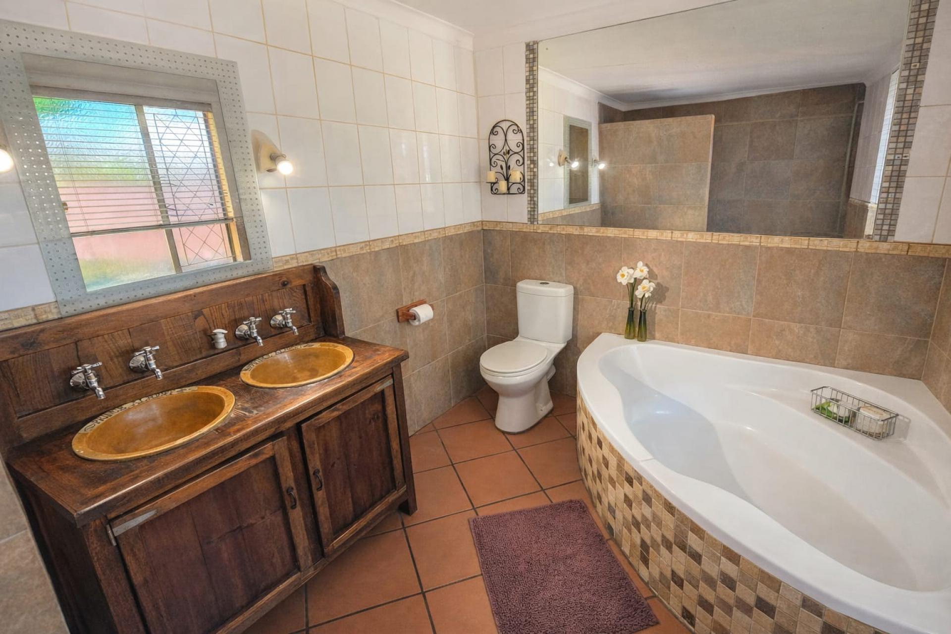  of property in Sinoville