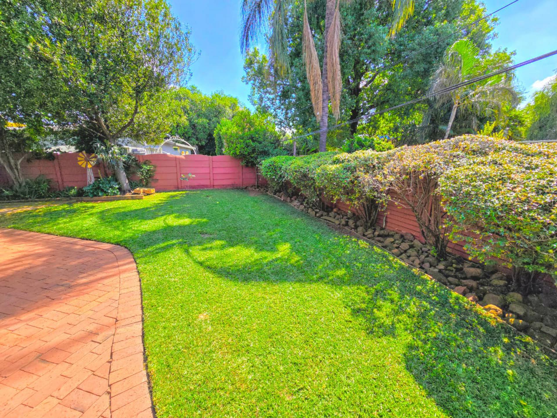  of property in Sinoville