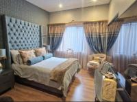  of property in Hyde Park