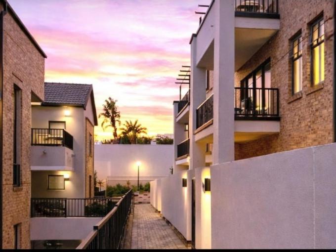 2 Bedroom Apartment for Sale For Sale in Hyde Park - MR711088