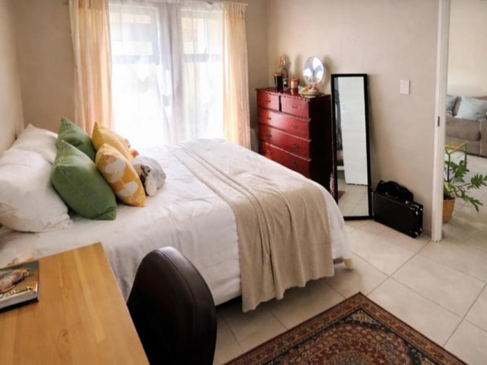  of property in Hyde Park