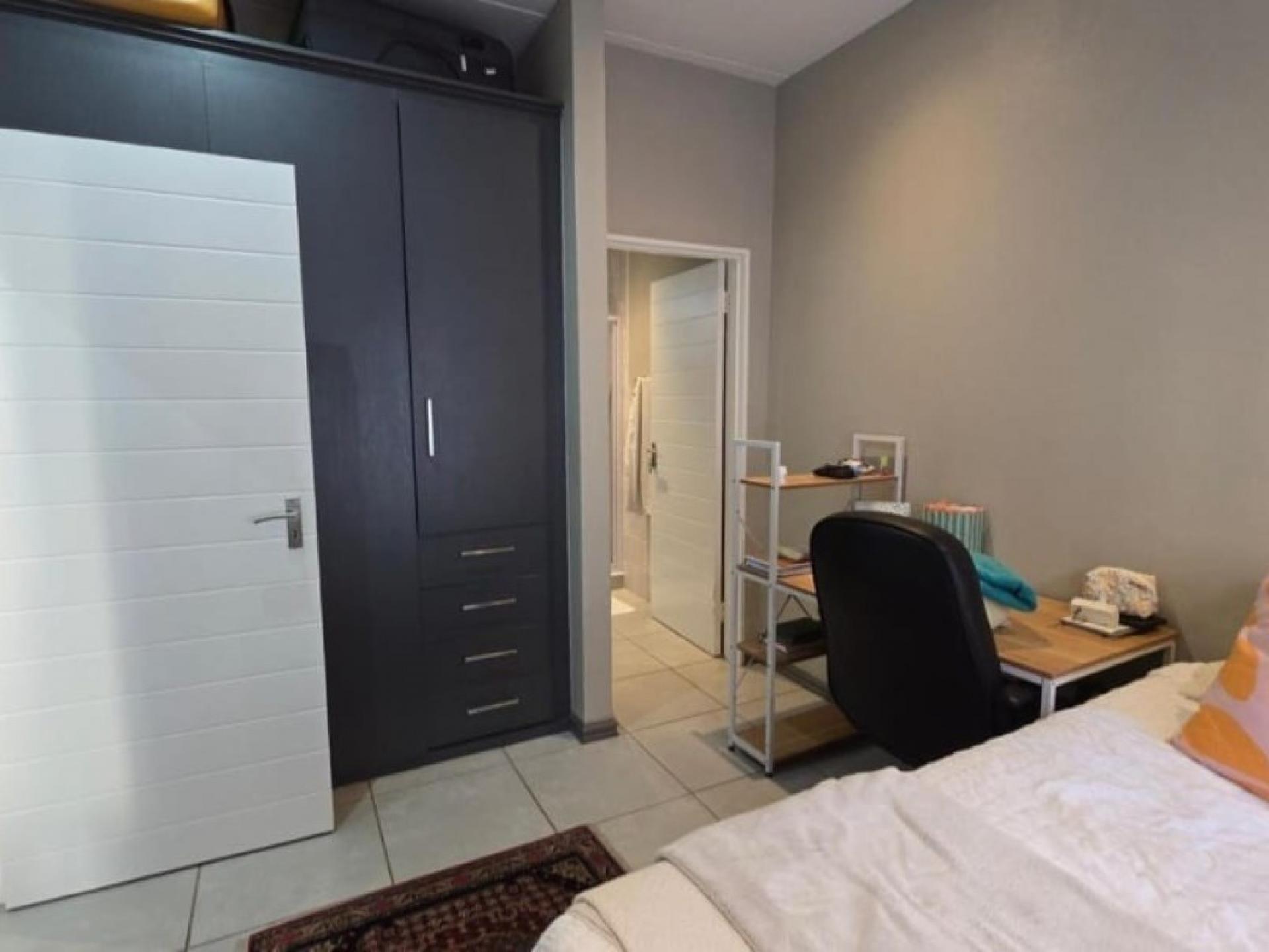  of property in Hyde Park