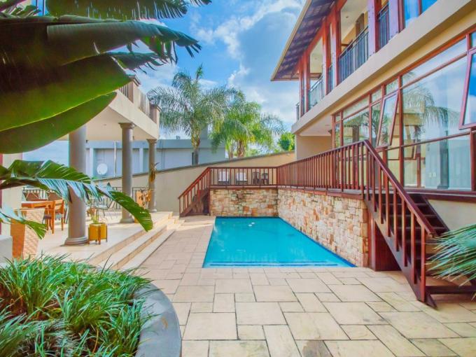 5 Bedroom House to Rent in Eagle Canyon Golf Estate - Property to rent - MR711124