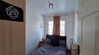 Bed Room 1 - 11 square meters of property in Radiokop