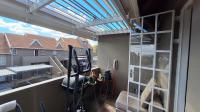 Balcony - 4 square meters of property in Radiokop