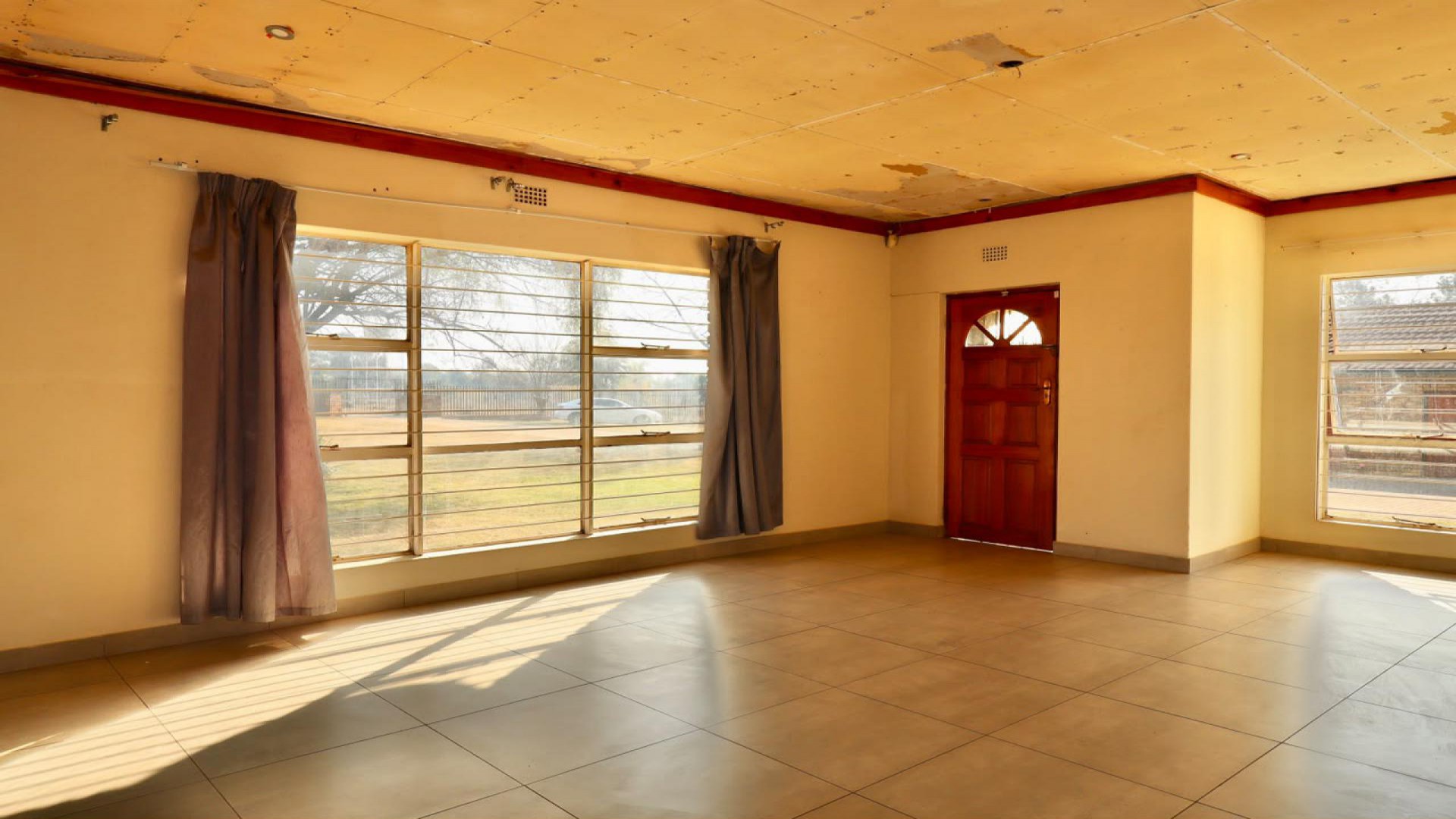 Lounges of property in Randfontein