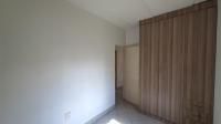 Bed Room 1 - 13 square meters of property in Dawn Park