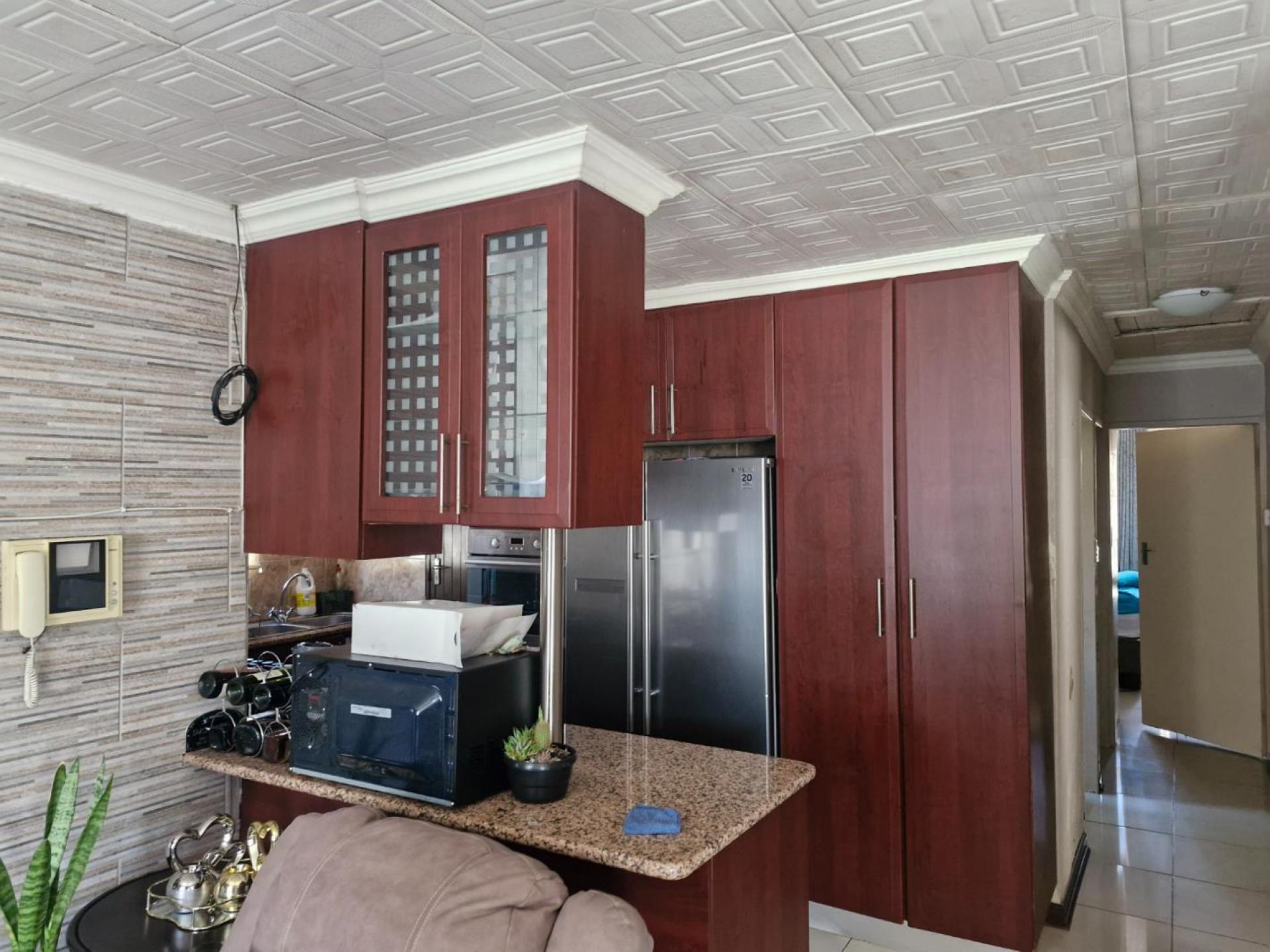  of property in Klipfontein View