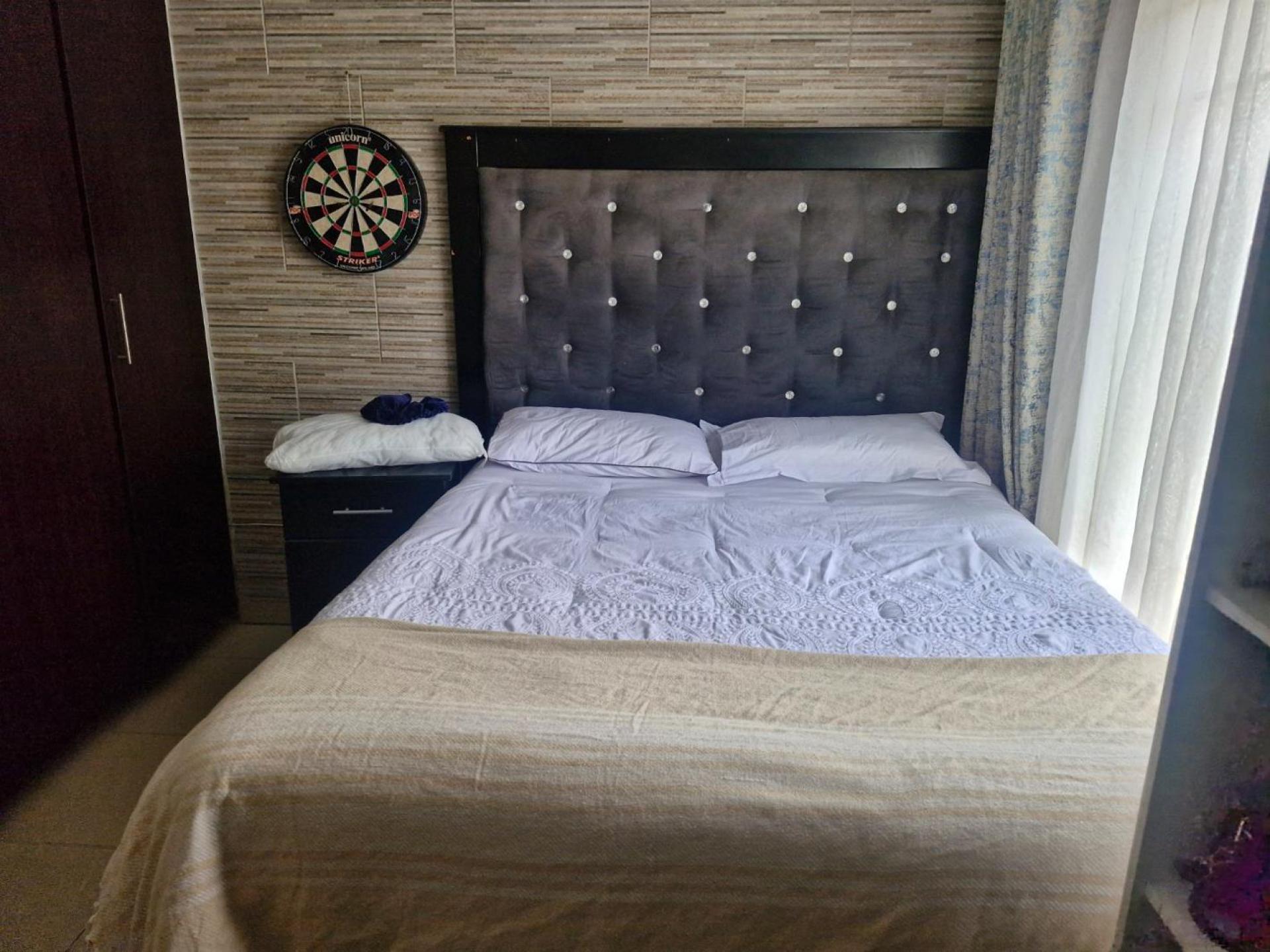  of property in Klipfontein View