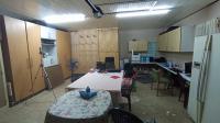 Garage - 40 square meters of property in Glen Hills