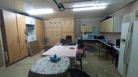 Garage - 40 square meters of property in Glen Hills