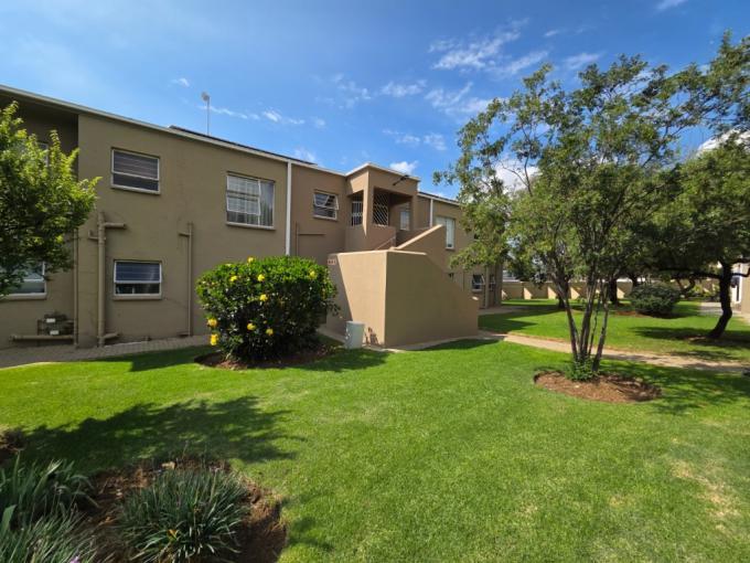 3 Bedroom Apartment for Sale For Sale in Meyersdal - MR711250