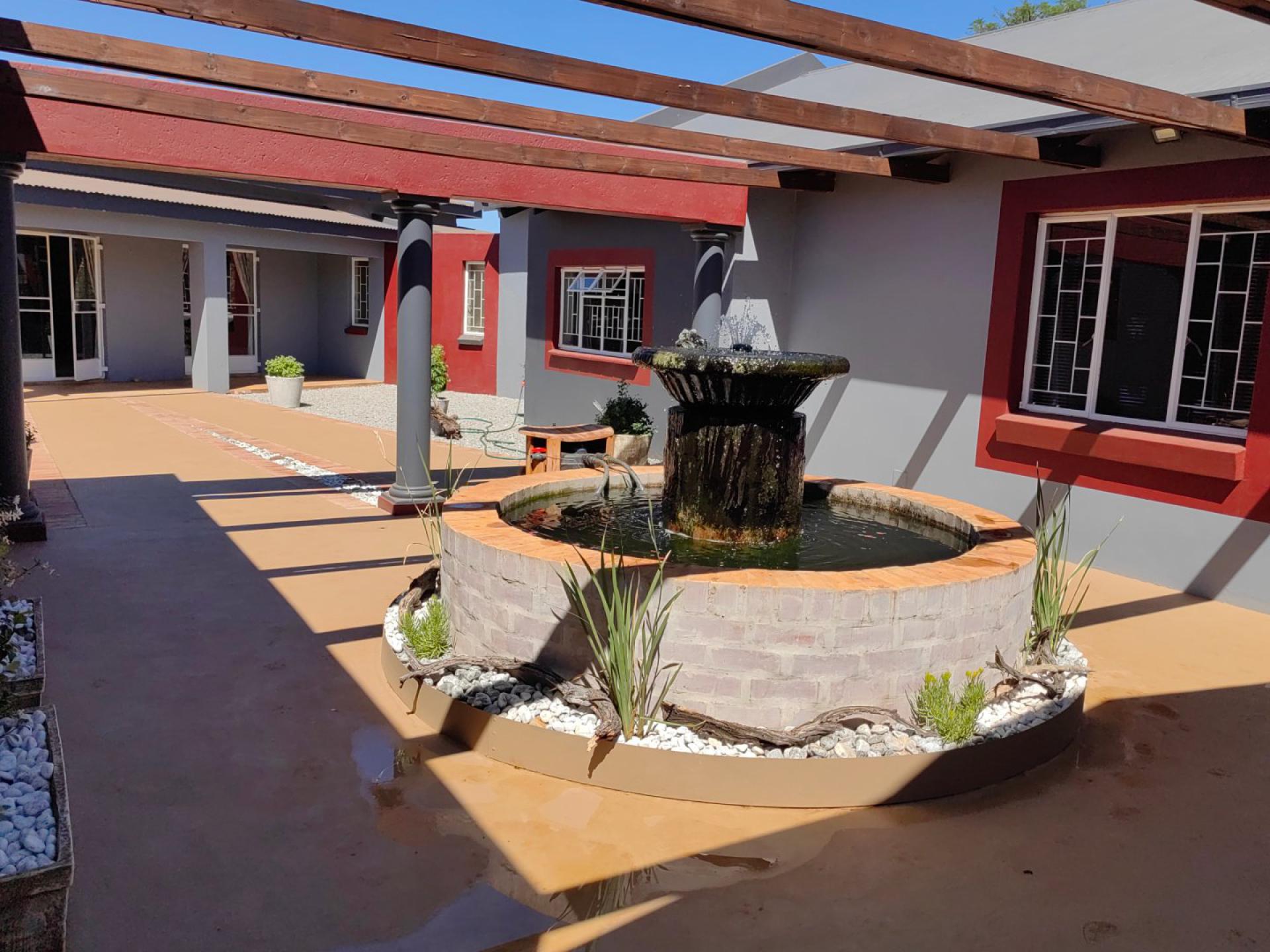  of property in Montana Tuine