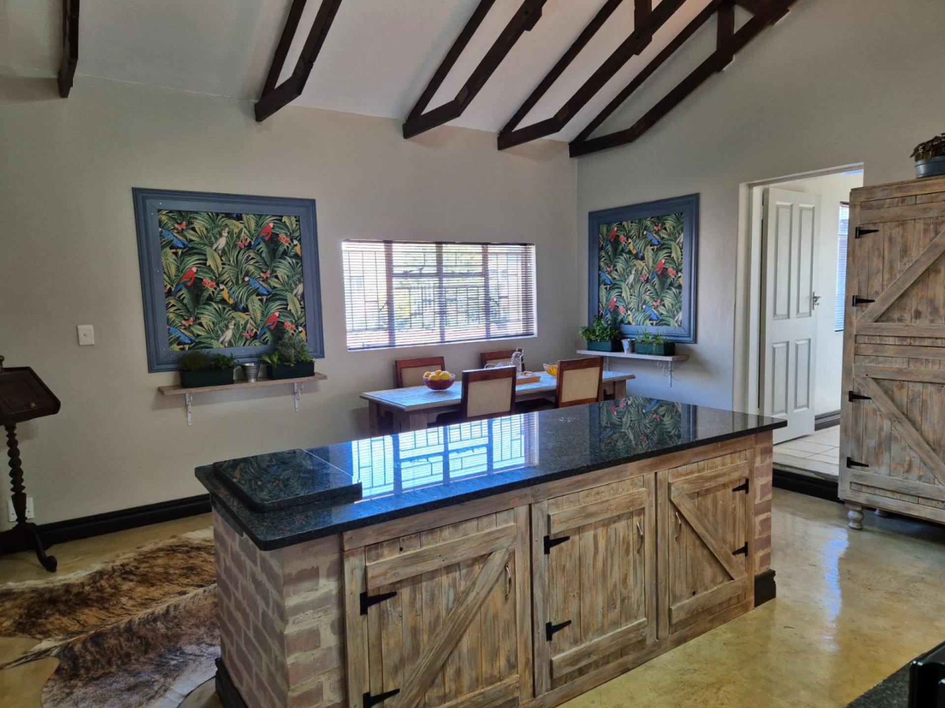  of property in Montana Tuine