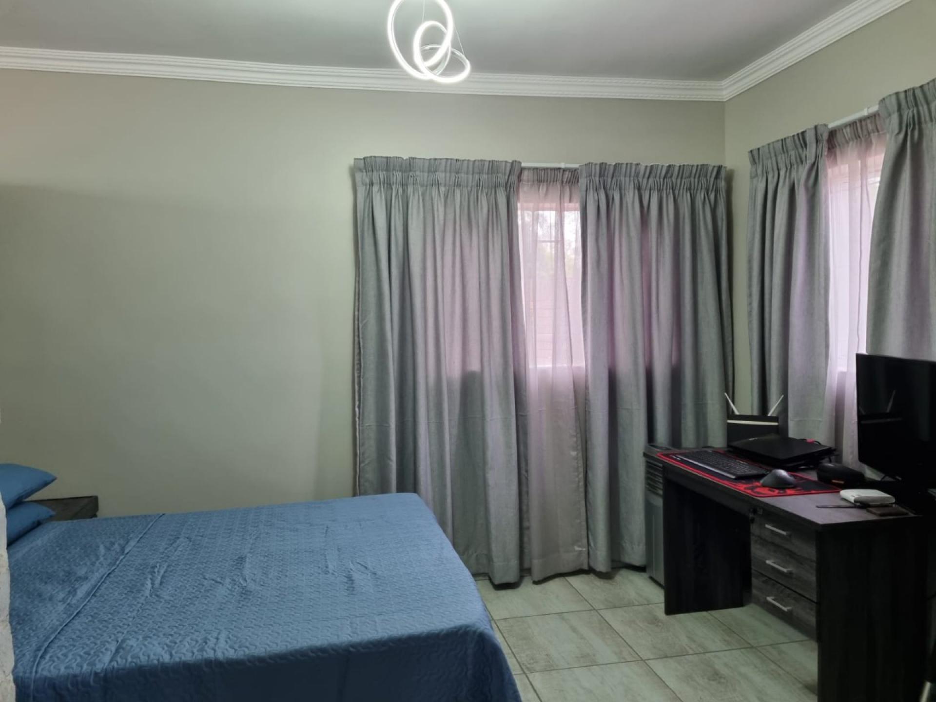  of property in Montana Tuine