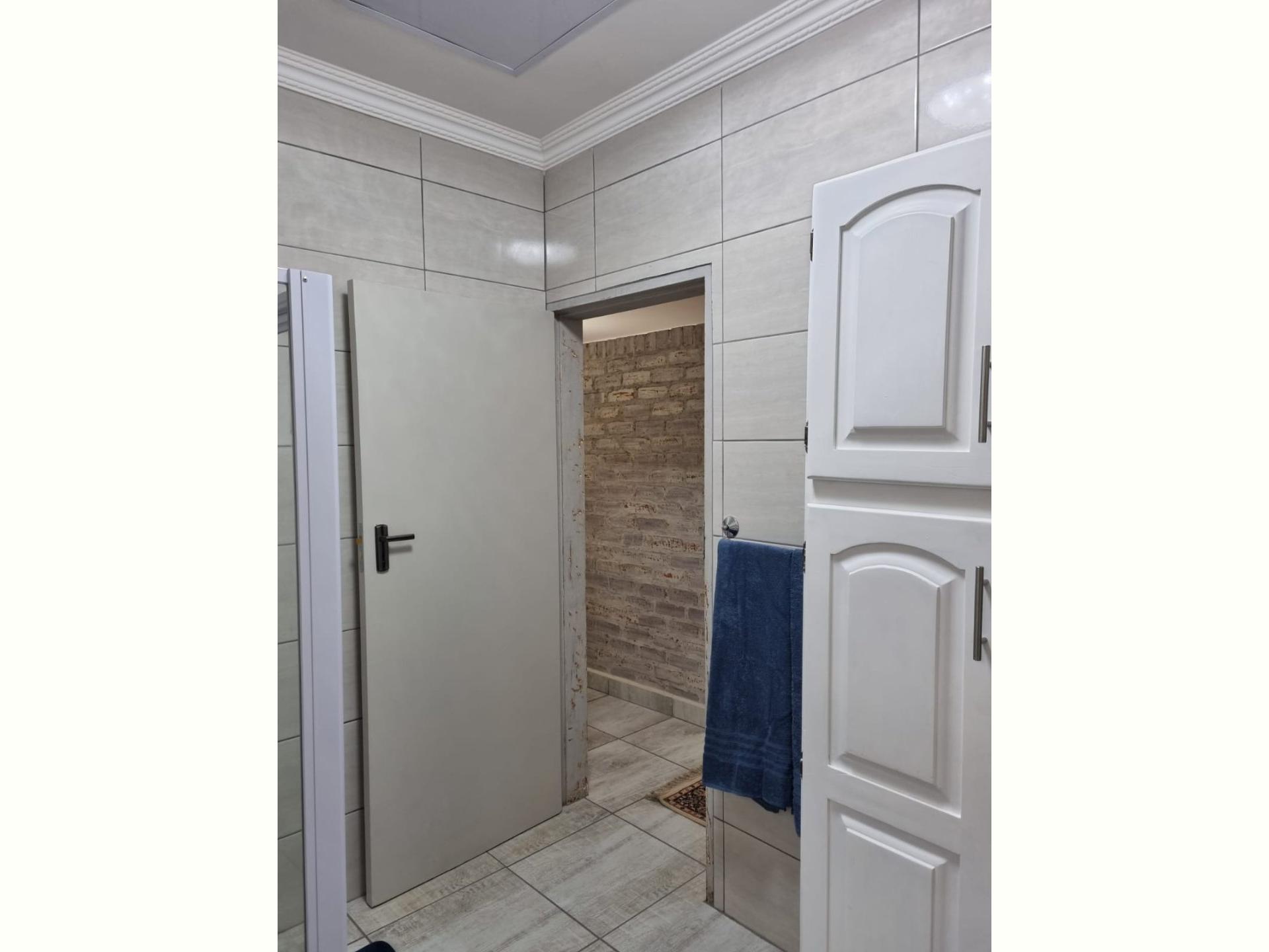  of property in Montana Tuine