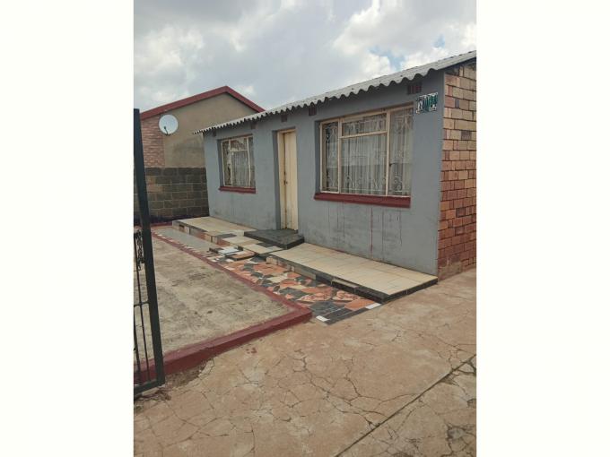 2 Bedroom House for Sale For Sale in Senaoane - MR711277
